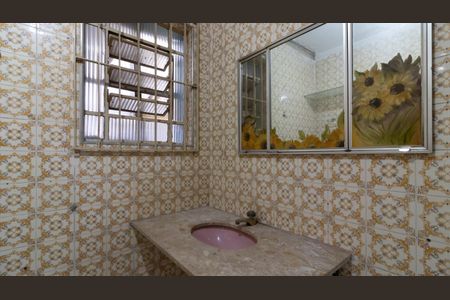 Casa à venda com 312m², 4 quartos e 4 vagasCasa 1 - Banheiro Suíte 1