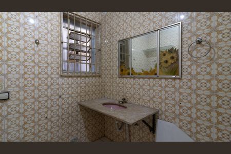 Casa à venda com 312m², 4 quartos e 4 vagasCasa 1 - Banheiro Suíte 1