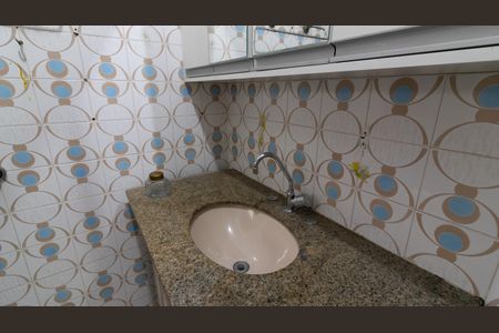 Casa à venda com 312m², 4 quartos e 4 vagasCasa 1 - Banheiro Suíte 2