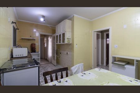 Casa à venda com 312m², 4 quartos e 4 vagasCasa 1 - Cozinha
