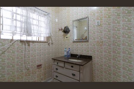 Casa à venda com 312m², 4 quartos e 4 vagasCasa 1 - Banheiro