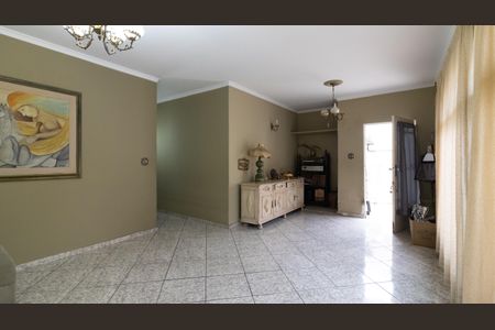 Casa à venda com 312m², 4 quartos e 4 vagasCasa 1 - Sala