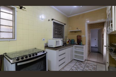 Casa à venda com 312m², 4 quartos e 4 vagasCasa 1 - Cozinha