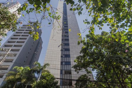 Apartamento à venda com 278m², 4 quartos e 4 vagasFachada