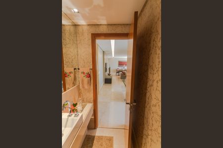 Apartamento à venda com 278m², 4 quartos e 4 vagasLavabo na Sala