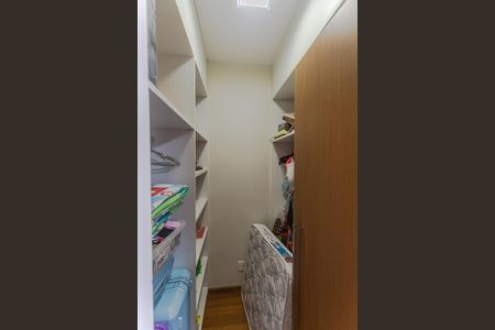 Apartamento à venda com 278m², 4 quartos e 4 vagasCloset da Suíte 4