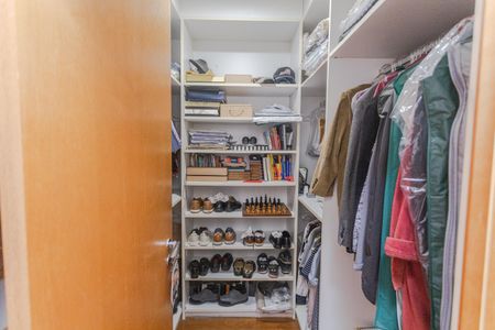 Apartamento à venda com 278m², 4 quartos e 4 vagasCloset  da Suíte 1
