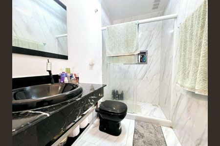 Casa à venda com 130m², 3 quartos e 1 vaga