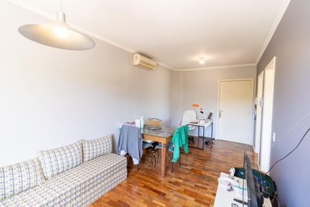 Sala de apartamento à venda com 1 quarto, 48m² em Cidade Baixa, Porto Alegre