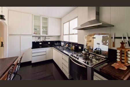 Apartamento para alugar com 240m², 4 quartos e 2 vagasCozinha