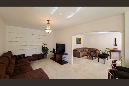 Apartamento para alugar com 240m², 4 quartos e 2 vagasSala 2