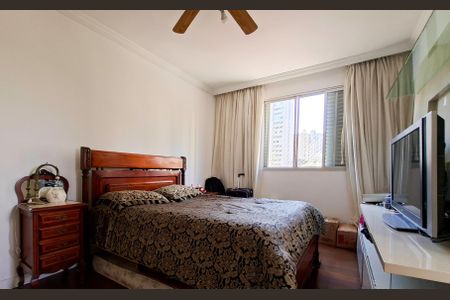 Apartamento para alugar com 240m², 4 quartos e 2 vagasSuíte 1