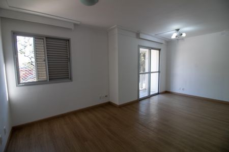 Apartamento para alugar com 66m², 2 quartos e 1 vagaSala