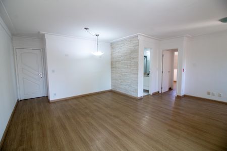 Apartamento para alugar com 66m², 2 quartos e 1 vagaSala