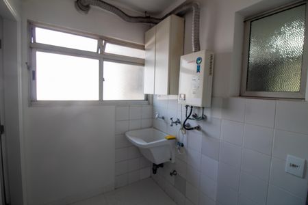 Apartamento para alugar com 66m², 2 quartos e 1 vagaÁrea de Serviço