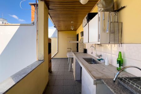 Casa à venda com 315m², 4 quartos e 2 vagasQuintal