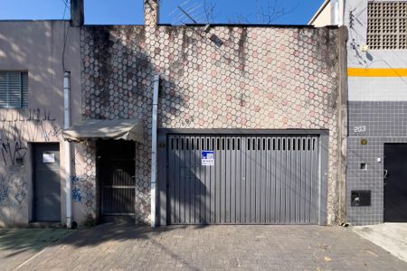 Casa à venda com 315m², 4 quartos e 2 vagasFachada