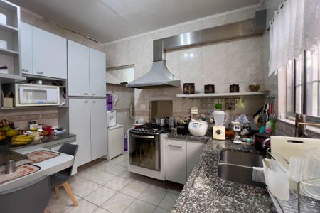 Casa à venda com 315m², 4 quartos e 2 vagasCozinha