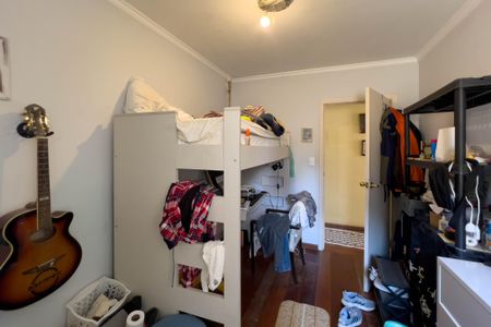 Casa à venda com 315m², 4 quartos e 2 vagasQuarto 1