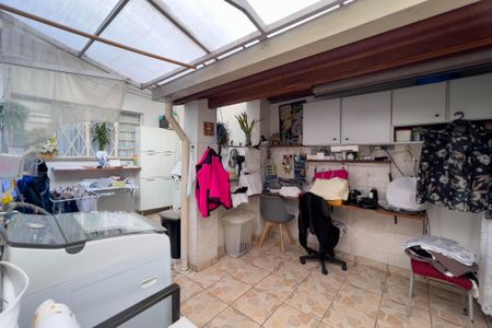 Casa à venda com 315m², 4 quartos e 2 vagasÁrea de serviço