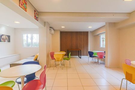 Apartamento à venda com 82m², 3 quartos e 2 vagas Apartamento à venda com 82m², 3 quartos e 2 vagasÁrea comum - Salão de festas Infantil