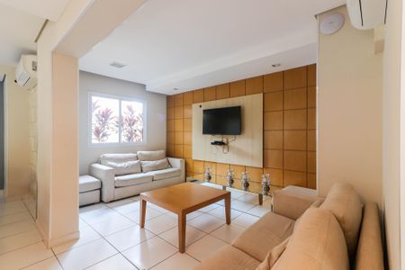 Apartamento à venda com 82m², 3 quartos e 2 vagas Apartamento à venda com 82m², 3 quartos e 2 vagasÁrea comum - Salão de festas