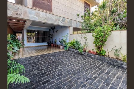 Casa à venda com 150m², 3 quartos e 3 vagasÁrea comum