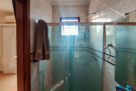 Casa à venda com 400m², 5 quartos e 3 vagas Casa à venda com 400m², 5 quartos e 3 vagasBanheiro da Suíte 3