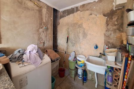 Casa à venda com 400m², 5 quartos e 3 vagas Casa à venda com 400m², 5 quartos e 3 vagasÁrea de Serviço