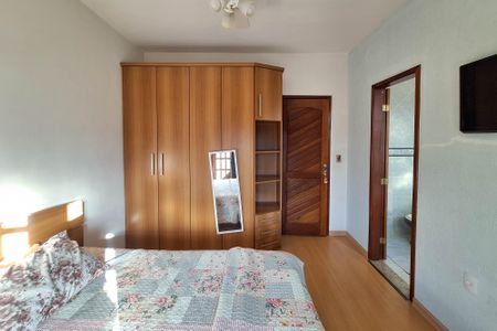 Casa à venda com 400m², 5 quartos e 3 vagas Casa à venda com 400m², 5 quartos e 3 vagasSuíte 1