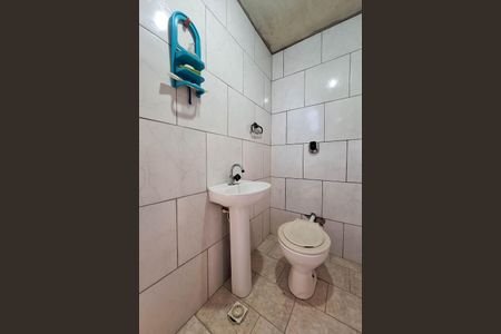 Casa à venda com 400m², 5 quartos e 3 vagas Casa à venda com 400m², 5 quartos e 3 vagasBanheiro 3