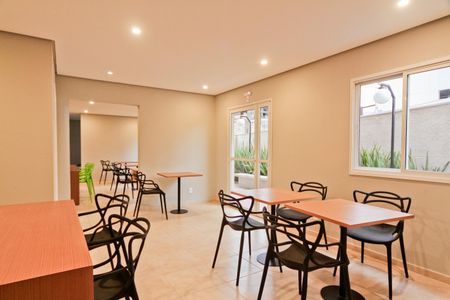 Apartamento para alugar com 40m², 2 quartos e 1 vagaÁrea comum - Salão de festas