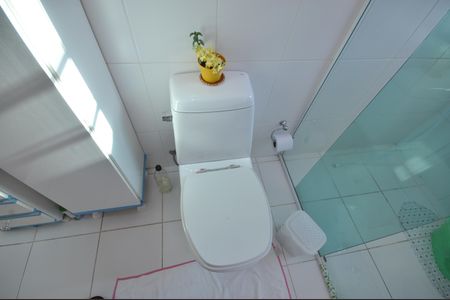 Casa à venda com 300m², 3 quartos e 2 vagasBanheiro da Suíte 1