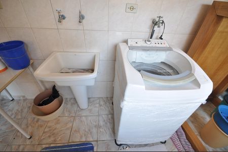 Casa à venda com 300m², 3 quartos e 2 vagasÁrea de Serviço