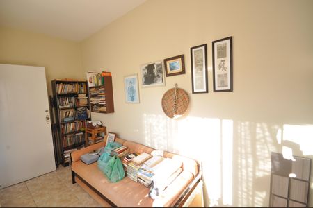 Casa à venda com 300m², 3 quartos e 2 vagasQuarto