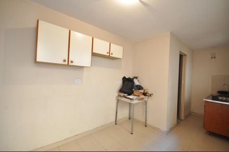 Casa à venda com 300m², 3 quartos e 2 vagasEdícula - Cozinha