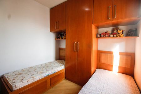 Apartamento à venda com 98m², 3 quartos e 3 vagasQuarto 2