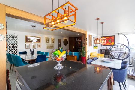 Apartamento à venda com 147m², 3 quartos e 2 vagasVaranda