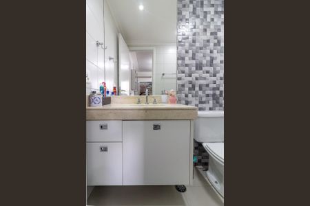 Apartamento à venda com 147m², 3 quartos e 2 vagasBanheiro da Suíte 2