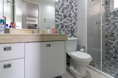 Apartamento à venda com 147m², 3 quartos e 2 vagasBanheiro da Suíte 2