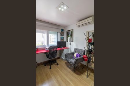 Apartamento à venda com 147m², 3 quartos e 2 vagasQuarto 3 - Suíte 3