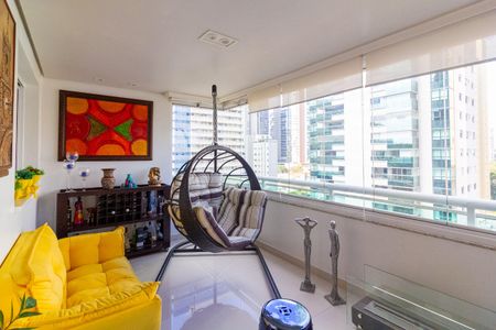 Apartamento à venda com 147m², 3 quartos e 2 vagasVaranda