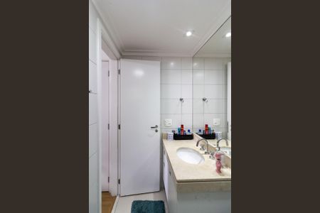 Apartamento à venda com 147m², 3 quartos e 2 vagasBanheiro da Suíte 2