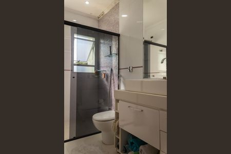 Casa à venda com 170m², 3 quartos e 4 vagas Casa à venda com 170m², 3 quartos e 4 vagasBanheiro da Suíte 1