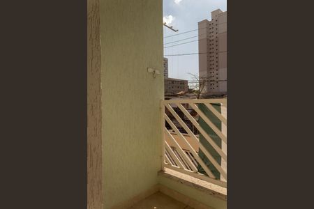 Casa à venda com 170m², 3 quartos e 4 vagas Casa à venda com 170m², 3 quartos e 4 vagasVaranda da Suíte 1