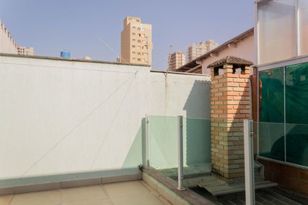 Casa à venda com 170m², 3 quartos e 4 vagas Casa à venda com 170m², 3 quartos e 4 vagasVaranda da Suíte 3