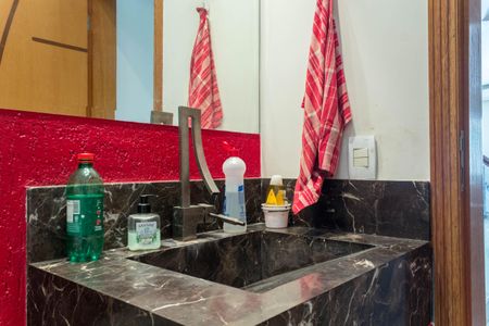 Casa à venda com 170m², 3 quartos e 4 vagas Casa à venda com 170m², 3 quartos e 4 vagasLavabo