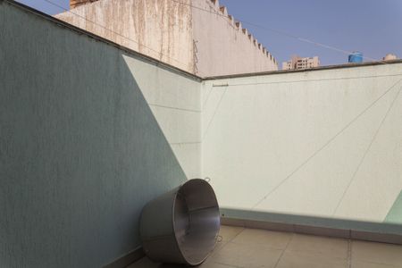 Casa à venda com 170m², 3 quartos e 4 vagas Casa à venda com 170m², 3 quartos e 4 vagasVaranda da Suíte 3