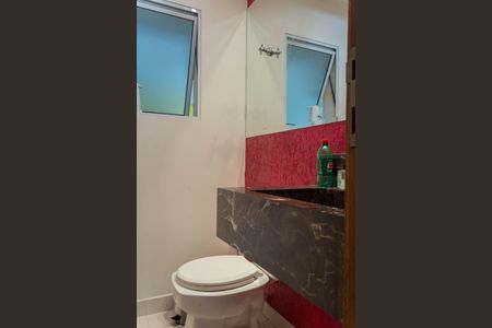 Casa à venda com 170m², 3 quartos e 4 vagas Casa à venda com 170m², 3 quartos e 4 vagasLavabo