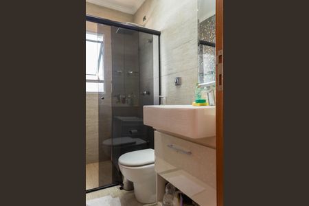 Casa à venda com 170m², 3 quartos e 4 vagas Casa à venda com 170m², 3 quartos e 4 vagasBanheiro da Suíte 3